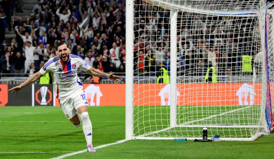 Europa League: Olympique Lyonnais snatch a draw against Manchester United