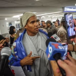 The artist Luis Manuel Otero Alcantara, figure of Cuban dissidence, goes into exile in Miami