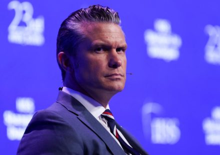 In the American army, women and blacks in Pete Hegseth's viewfinder