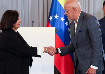 Dialogue in Venezuela: power and opposition outline an agreement on justice reform