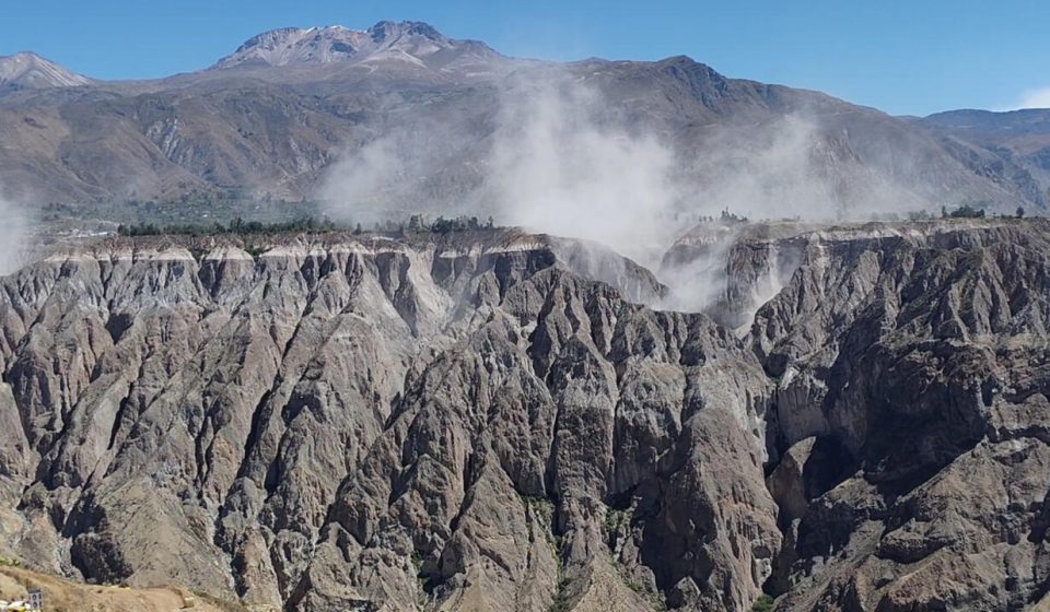 Southern Peru hit by 6.7 magnitude earthquake