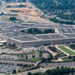 The independence of an American military newspaper threatened after the dismissal of two editorial managers by the Pentagon