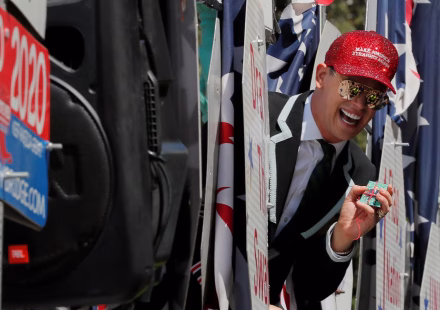Far-right British polemicist Milo Yiannopoulos arrested by ICE, US immigration police