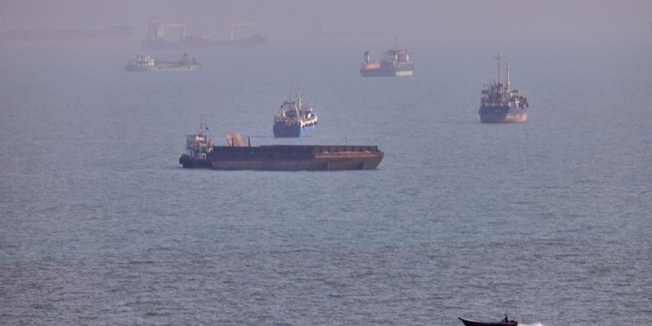 Live: US military fires on ship violating its blockade of Iranian ports