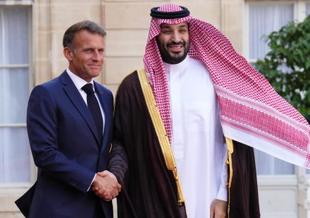Near Paris, Saudi Arabia will finance three amusement parks