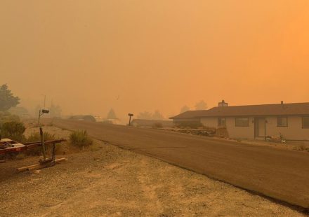 In Nevada, a forest fire pushes tens of thousands of people to evacuate