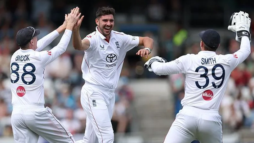 New Root era begins with huge win over Pakistan