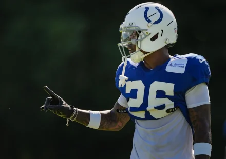 Depth of Colts defensive position group tested in joint practice