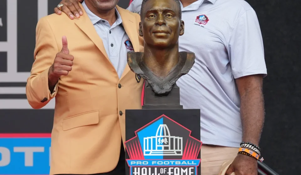 Iowan Roger Craig reveals dementia diagnosis at football Hall of Fame