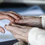 Policy. Assisted dying: the Constitutional Council approves the law, Emmanuel Macron welcomes the decision