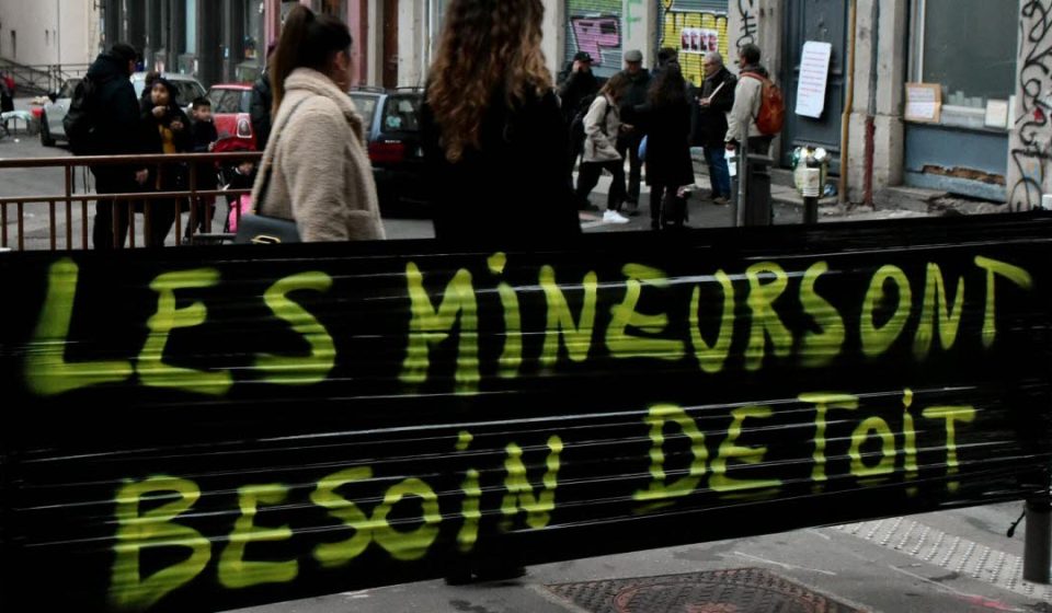 Social. More than 2,300 children sleep on the streets in France, warns Unicef