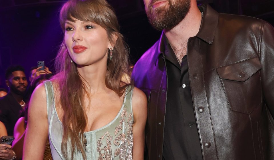 Taylor Swift shares Travis Kelce's road trip to Cleveland! Video with lyrics
