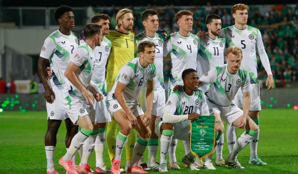 Irish team votes to play Israel but wears black armbands