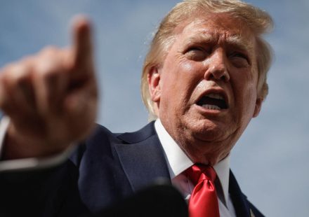 “Effective immediately”: Trump announces banning CNN and two other media outlets from the White House