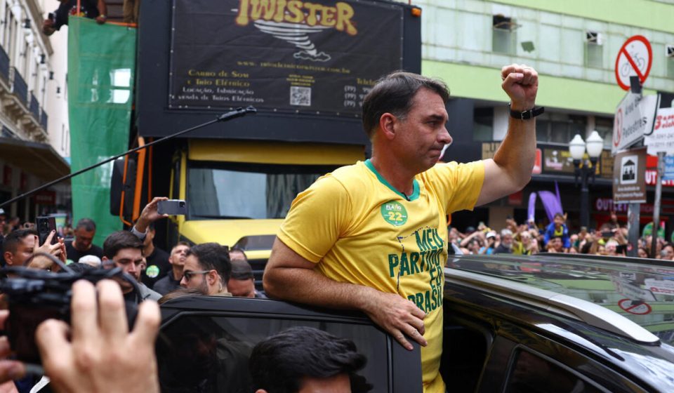 Presidential election in Brazil: Flavio Bolsonaro targeted by an investigation for corruption