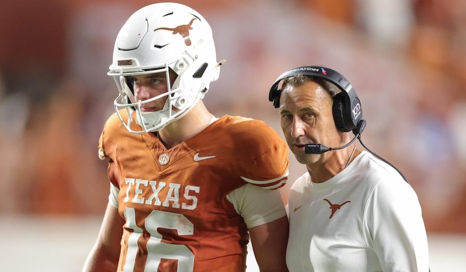 Arch Manning and Steve Sarkisian trolled by Tennessee fans sign in new 'College GameDay' video