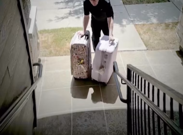 GoFundMe for Texas man who went viral carrying bags for his wife's cancer bills is deleted due to 'factual' issues