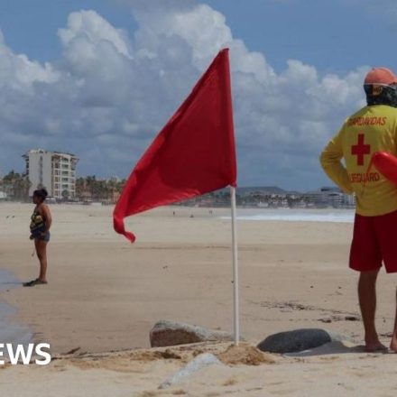 Mexico's Pacific coast braces for Hurricane Polo - bbc.com