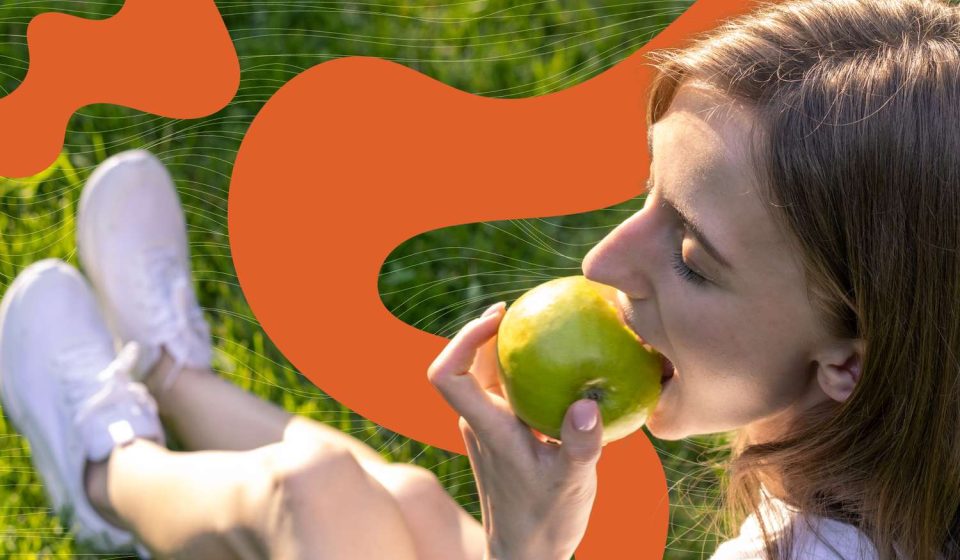 3 Fall Fruits That Can Help Improve Digestion