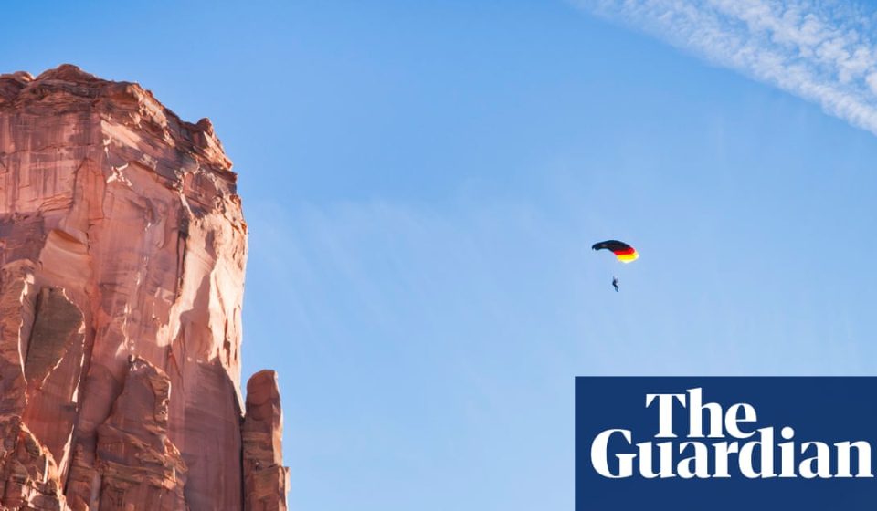 Base jumper dies in Utah after suit fails in remote mountainous region | Utah