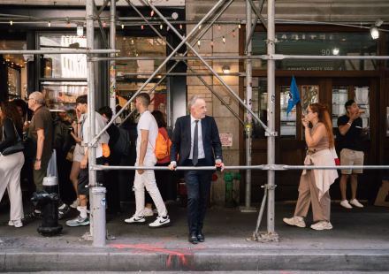 In New York, Zohran Mamdani and Emmanuel Grégoire appear together to defend access to housing and the fight against global warming