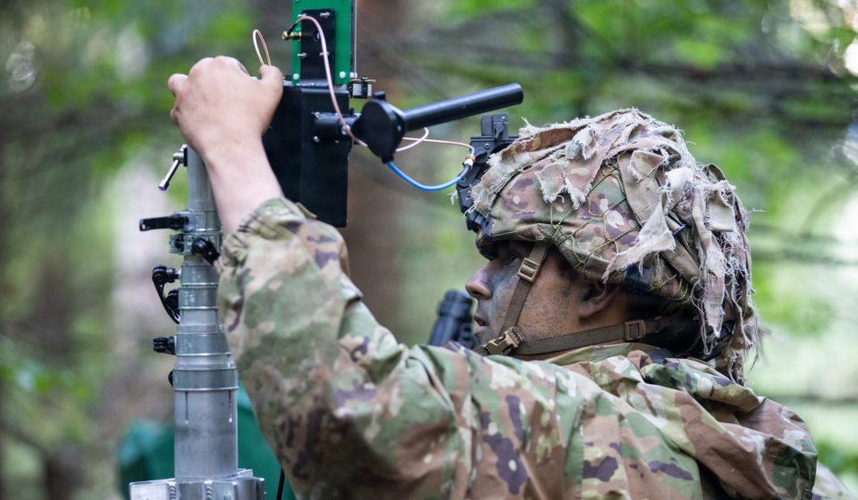 Army awards up to $7 billion for IDIQ, sprawling counter-drone