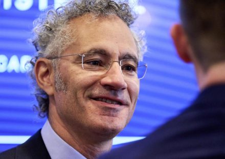 The boss of Palantir judges that France will “hurt itself” by turning its back on the American giant