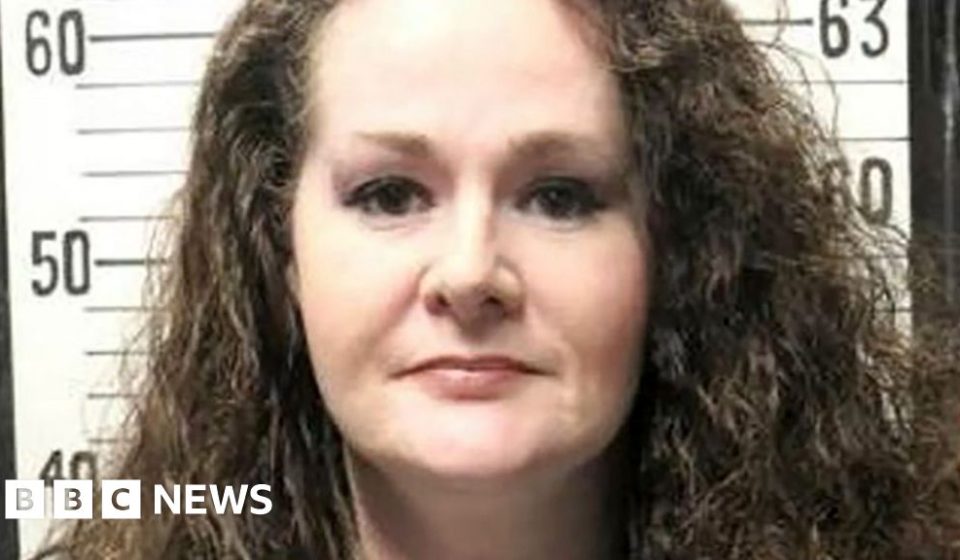 Time is running out for Tennessee killer Christa Pike, who says she's too damaged to be sentenced to death - BBC News Africa