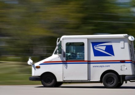 Midterms 2026: postal voting is in danger, warns whistleblower