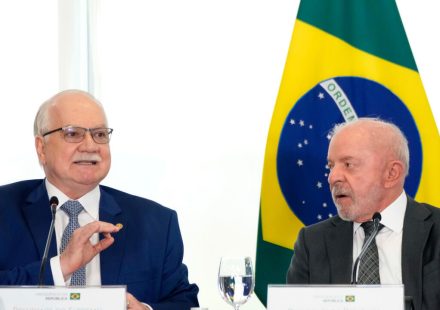 Before the presidential election in Brazil, the Supreme Court is torn apart in an unprecedented crisis