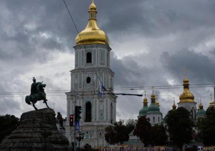 Live: Russia resumes strikes on kyiv after three days of truce