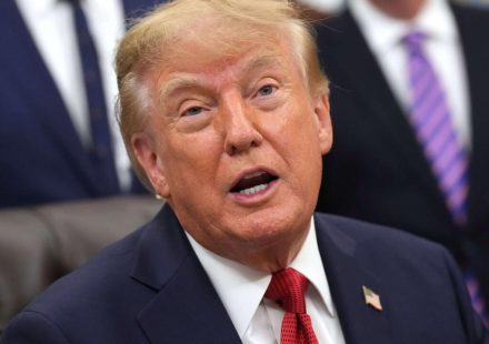 Donald Trump announces having obtained "permanent control" over the security of Greenland