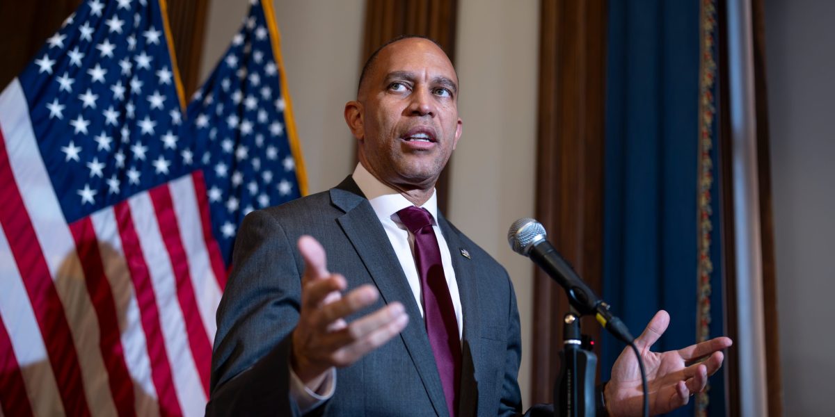 Democrats plan broad oversight of Trump administration after midterms — and impeachment is an option