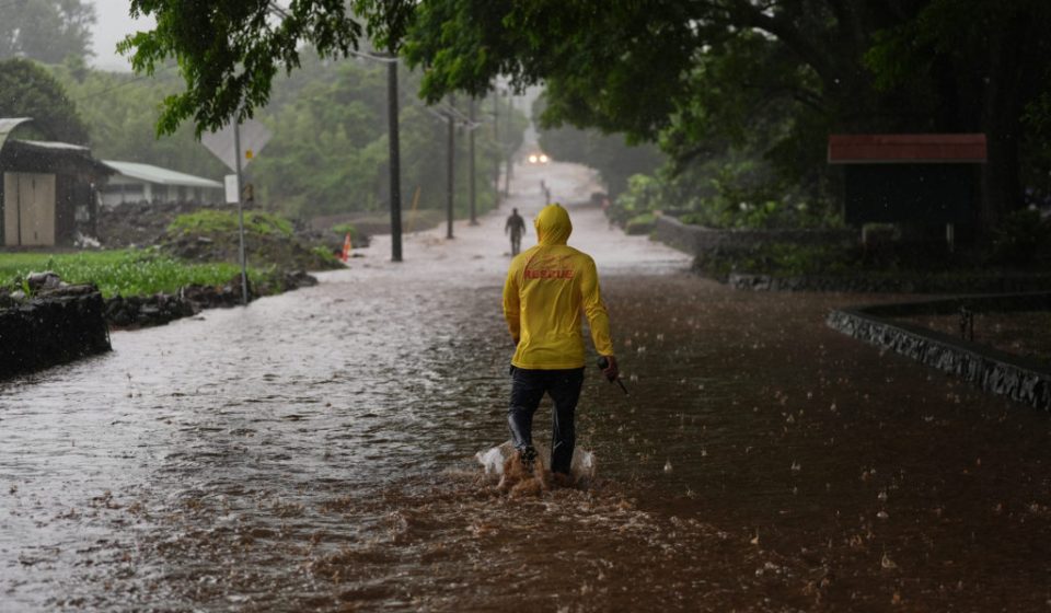 Hurricane Nolo still threatens Hawaii as Mexico's Baja prepares for major Hurricane Polo