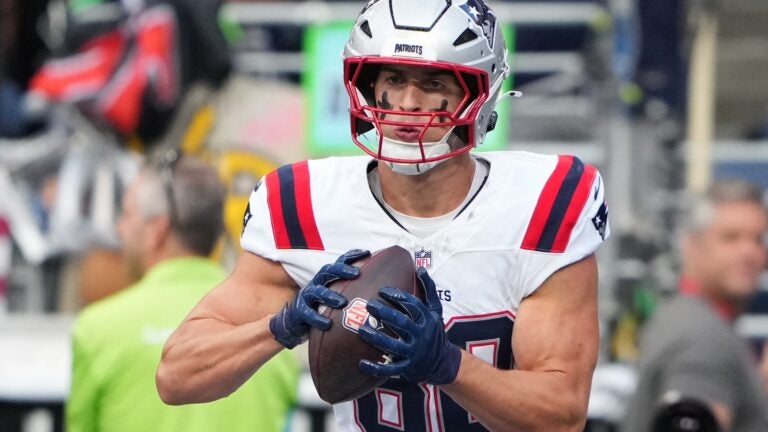 Wife of Patriots rookie Eli Raridon announces death of couple's son