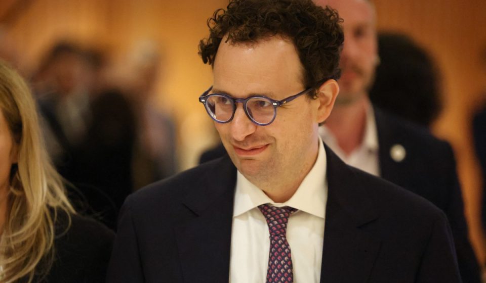 Anthropic CEO set to have dinner with President Trump