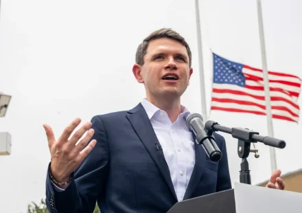Talarico suffers double whammy as undecided Texas voters decide