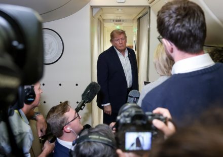 White House blocks CNN from covering Trump on Air Force One