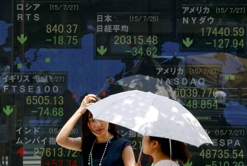 Asian stocks fall as oil, yields rise; Chipmakers Hit by OpenAI Pause By Investing.com