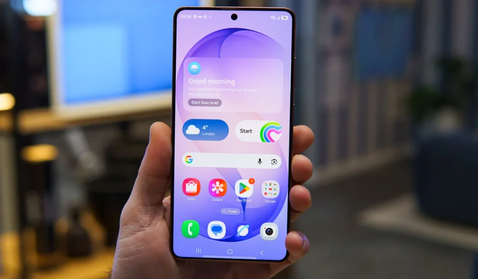 The Galaxy Z Fold 8 beats the Galaxy S26 Ultra and iPhone 18 Pro Max and I couldn't be happier