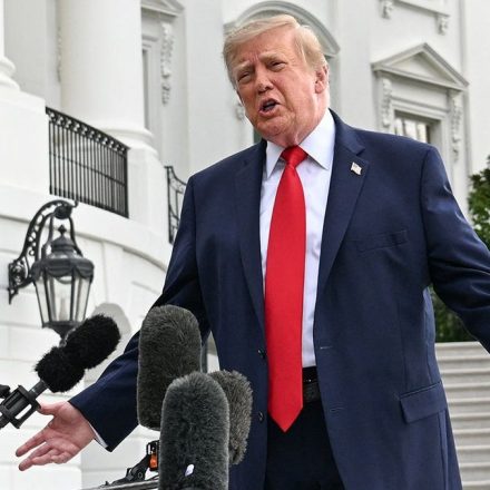 Trump says 25,000 people died last month in Ukraine-Russia war