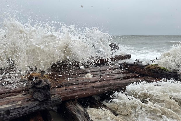 Possible 1884 shipwreck exposed by nor'easter in Nantucket: "It's still there"