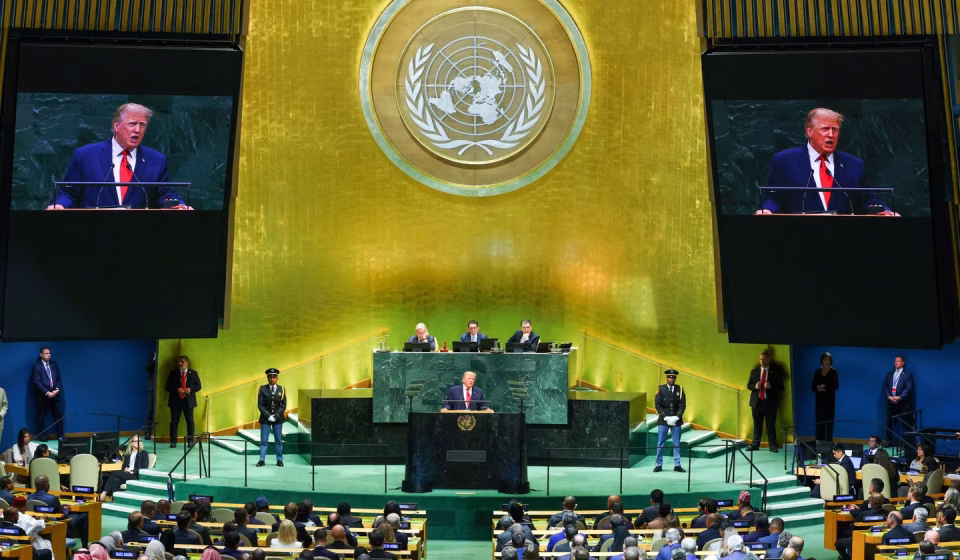At the UN General Assembly, Donald Trump pretends to hesitate, on the subject of Iran, between agreement and “destruction”