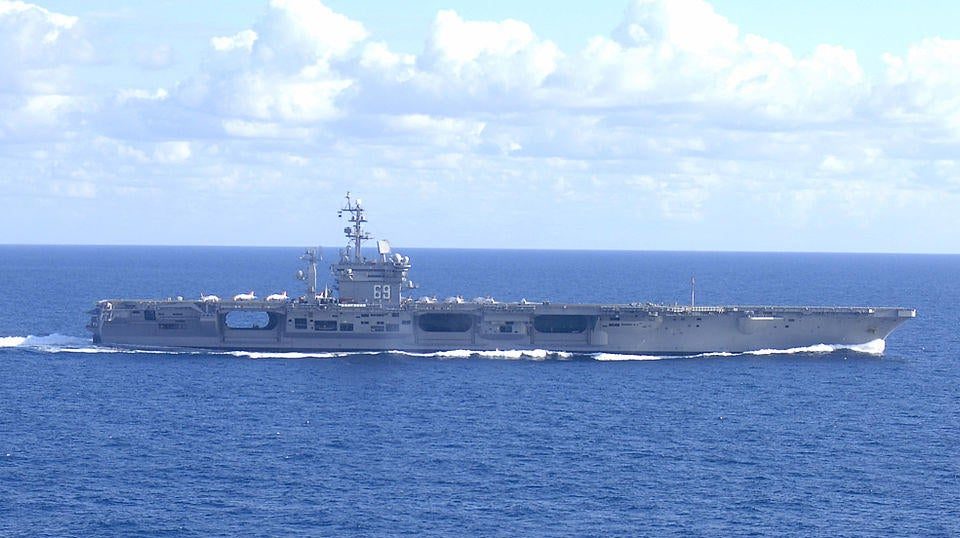 2 US airmen eject while plane lands on aircraft carrier off Virginia, 4 sailors injured, Navy says