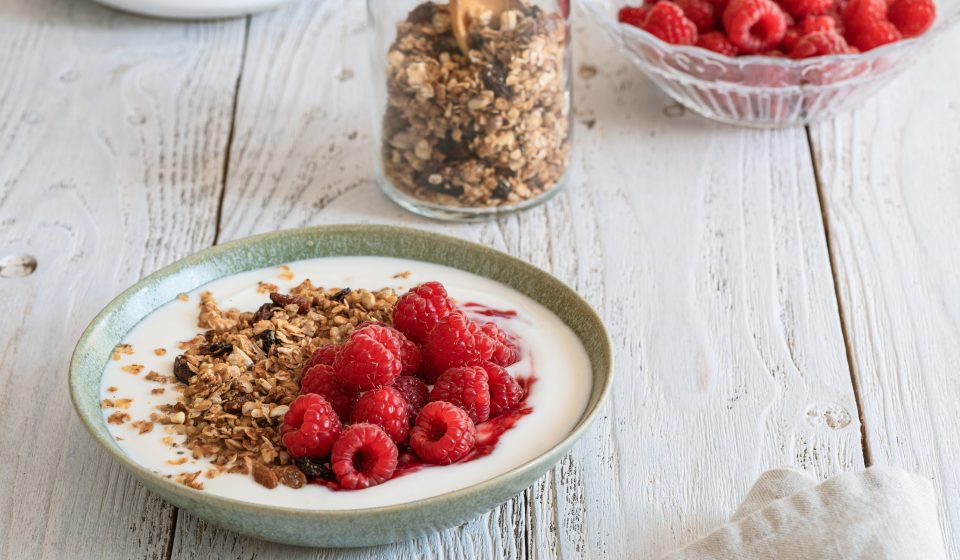 I Ate Raspberries Every Day for a Week and Noticed Two Big Changes in How I Felt