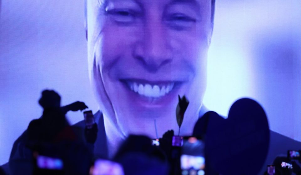 Internet Is Convinced Elon Musk's xAI Trolled OpenAI's 'Dots' Launch