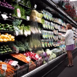 In the United States, high inflation is straining the purchasing power of Americans