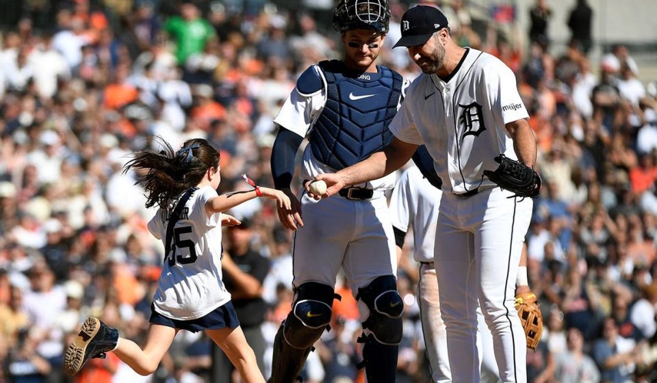Tigers legend Justin Verlander leaves the mound in tears after his daughter surprises him during last career start