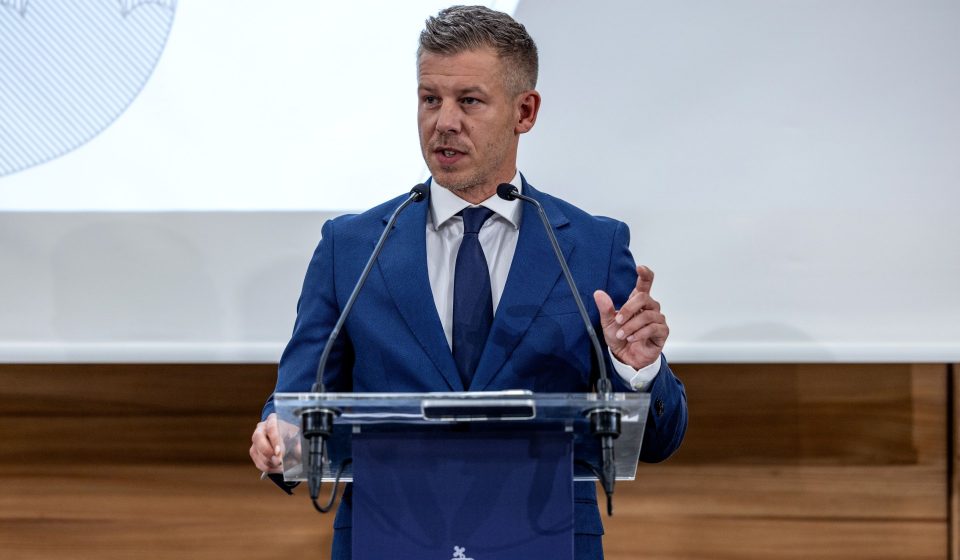 Hungary lifts immunity of Hungarian prime minister and two Orban-era ministers | Corruption News