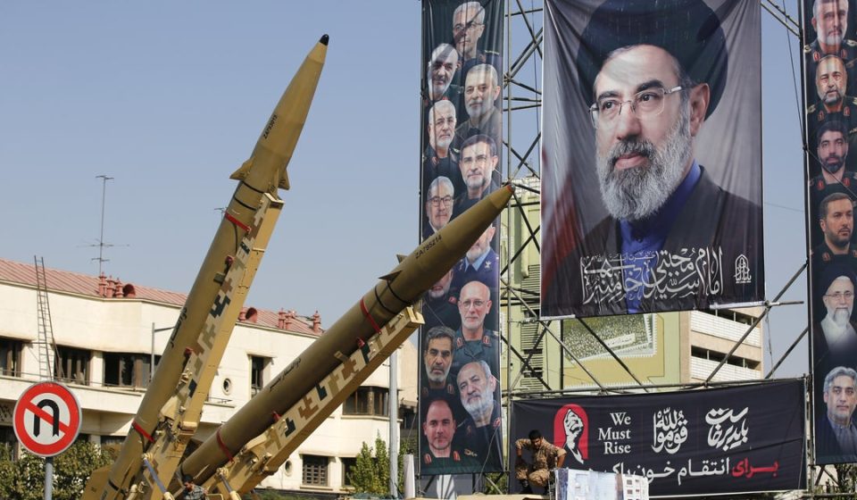 Live Updates: Iranian military says war will only end when US admits defeat, asks American public to protest Trump